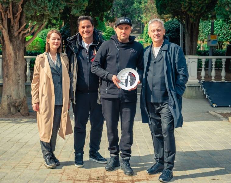 Олег Меньшиков облачился в судейскую мантию в сериале &laquo;Ваша честь&raquo;